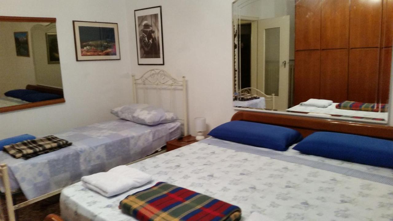 Bed and Breakfast Casa Gramsci Módena Exterior foto