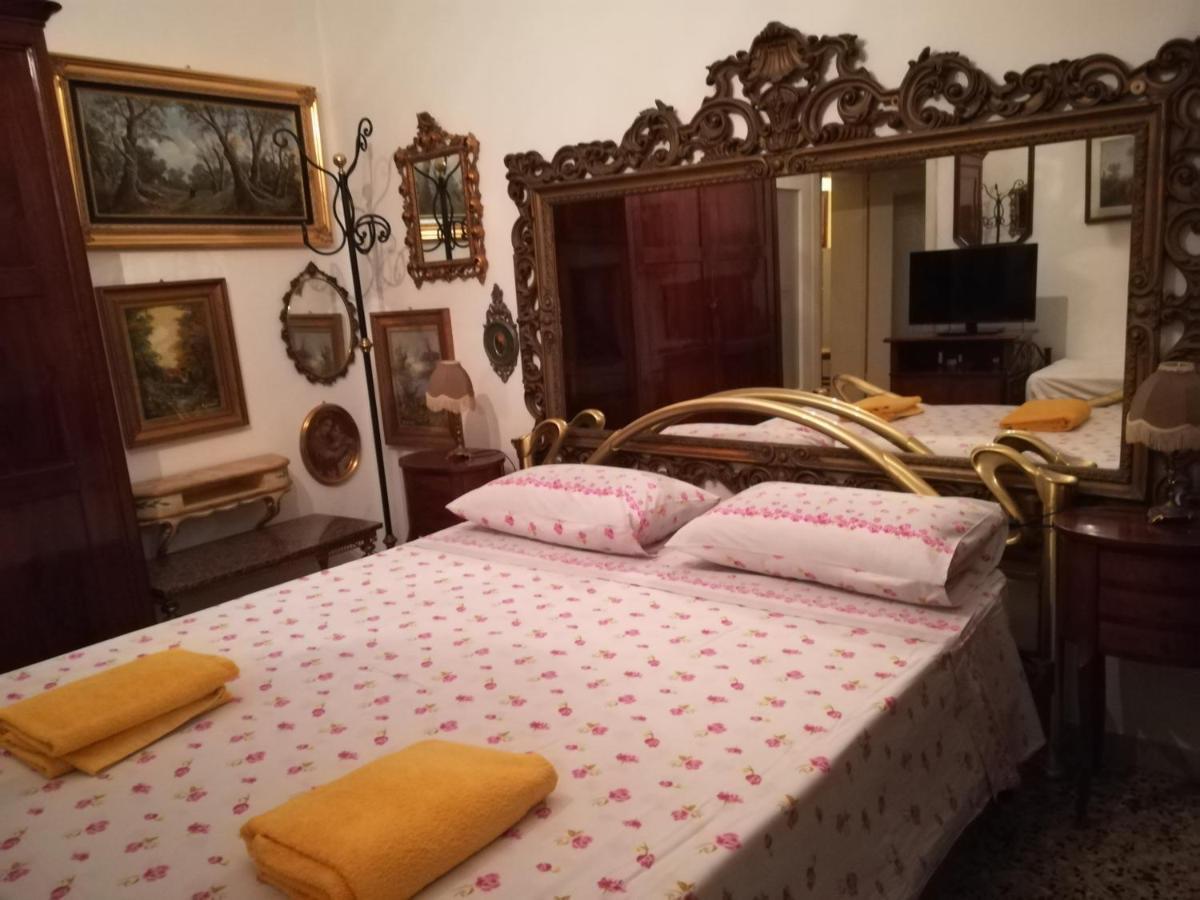 Bed and Breakfast Casa Gramsci Módena Exterior foto